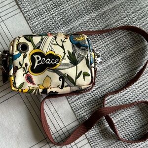 Sakroots small peace purse